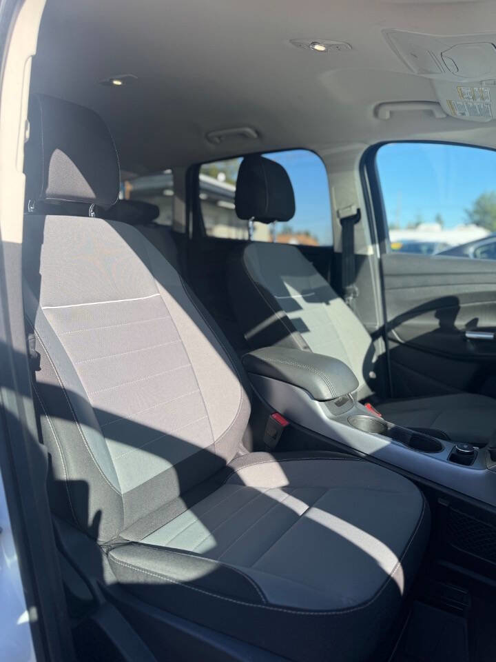 Used 2014 Ford Escape SE image 7