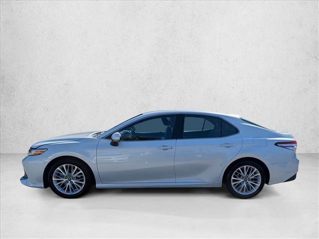 Used 2018 Toyota Camry XLE FWD image 8