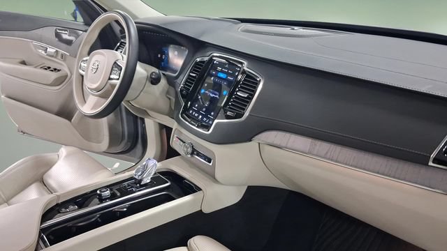 Used 2024 Volvo XC90 B6 Ultimate w/ Protection Package Premier AWD/4WD image 19