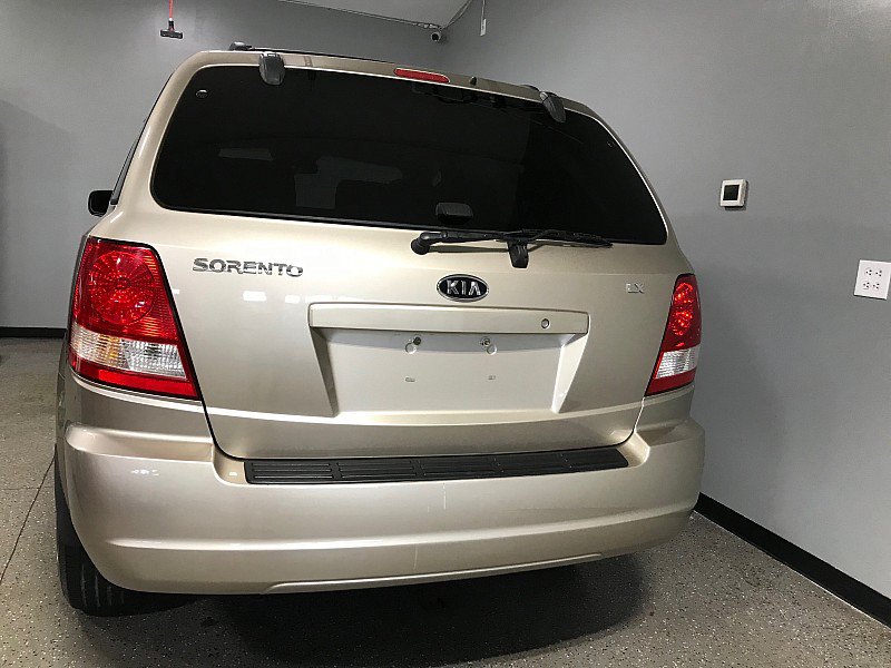 Used 2006 Kia Sorento 2WD image 4