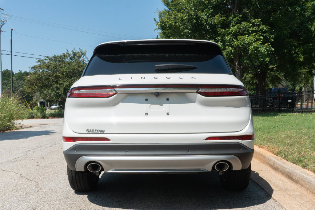 Used 2025 Lincoln Corsair Reserve FWD image 9