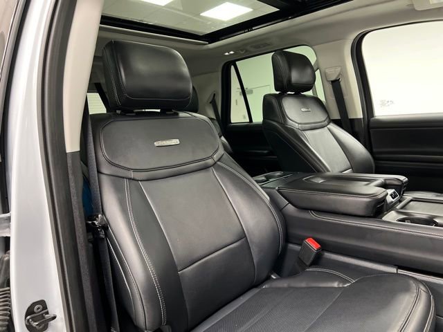 Used 2025 Ford Expedition Platinum AWD/4WD image 56