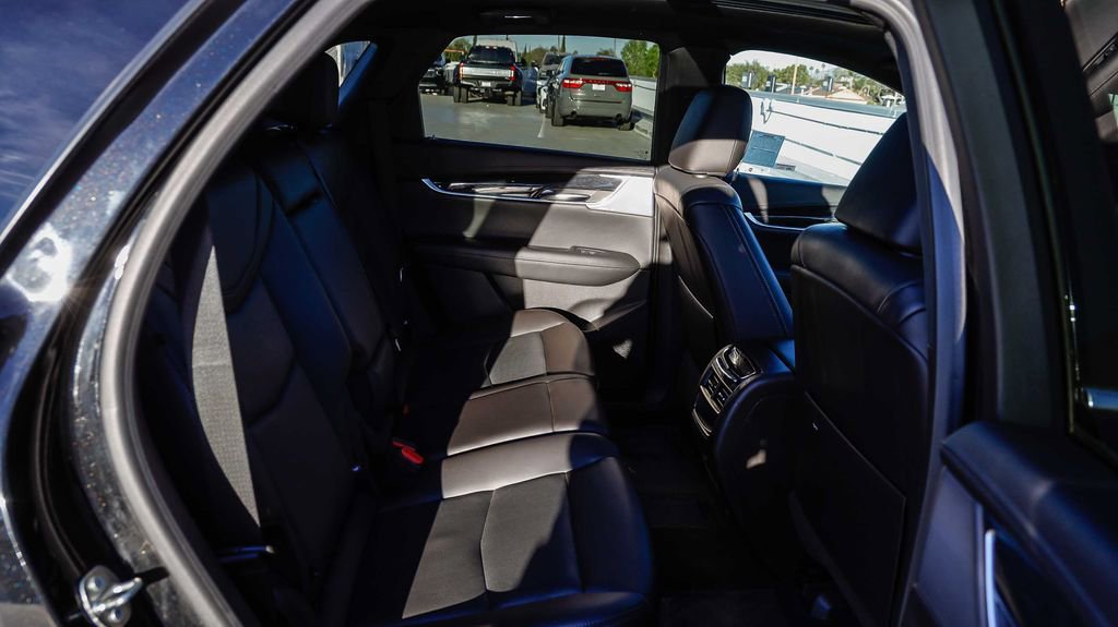 Used 2023 Cadillac XT5 Premium Luxury AWD/4WD image 20