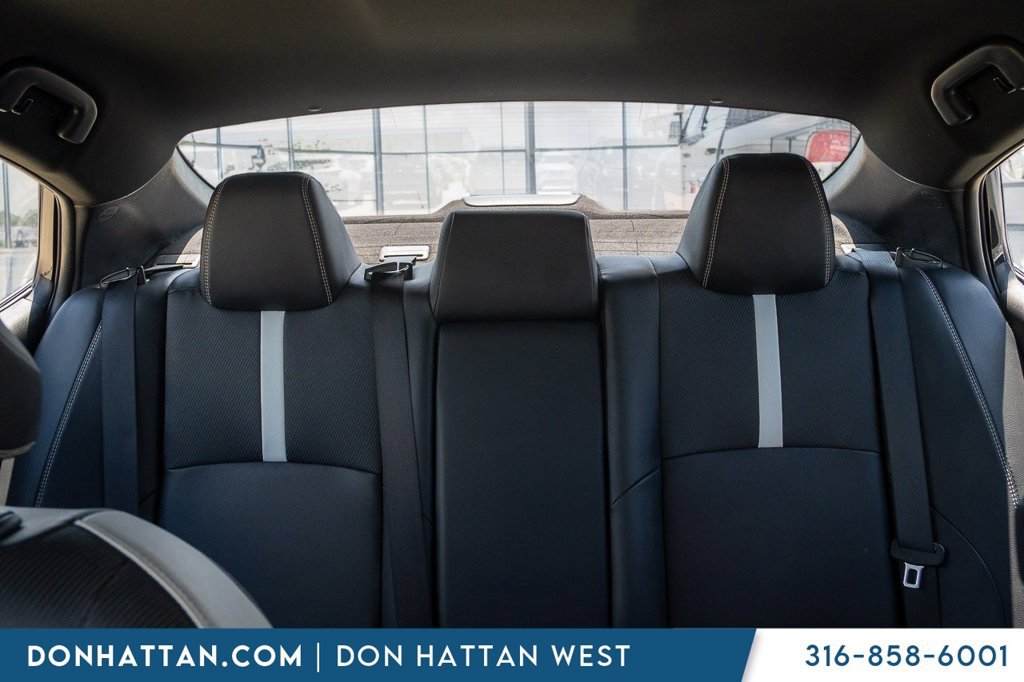 Used 2025 Toyota Camry SE FWD image 18