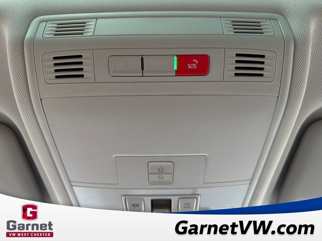 Certified 2024 Volkswagen Taos SE image 31