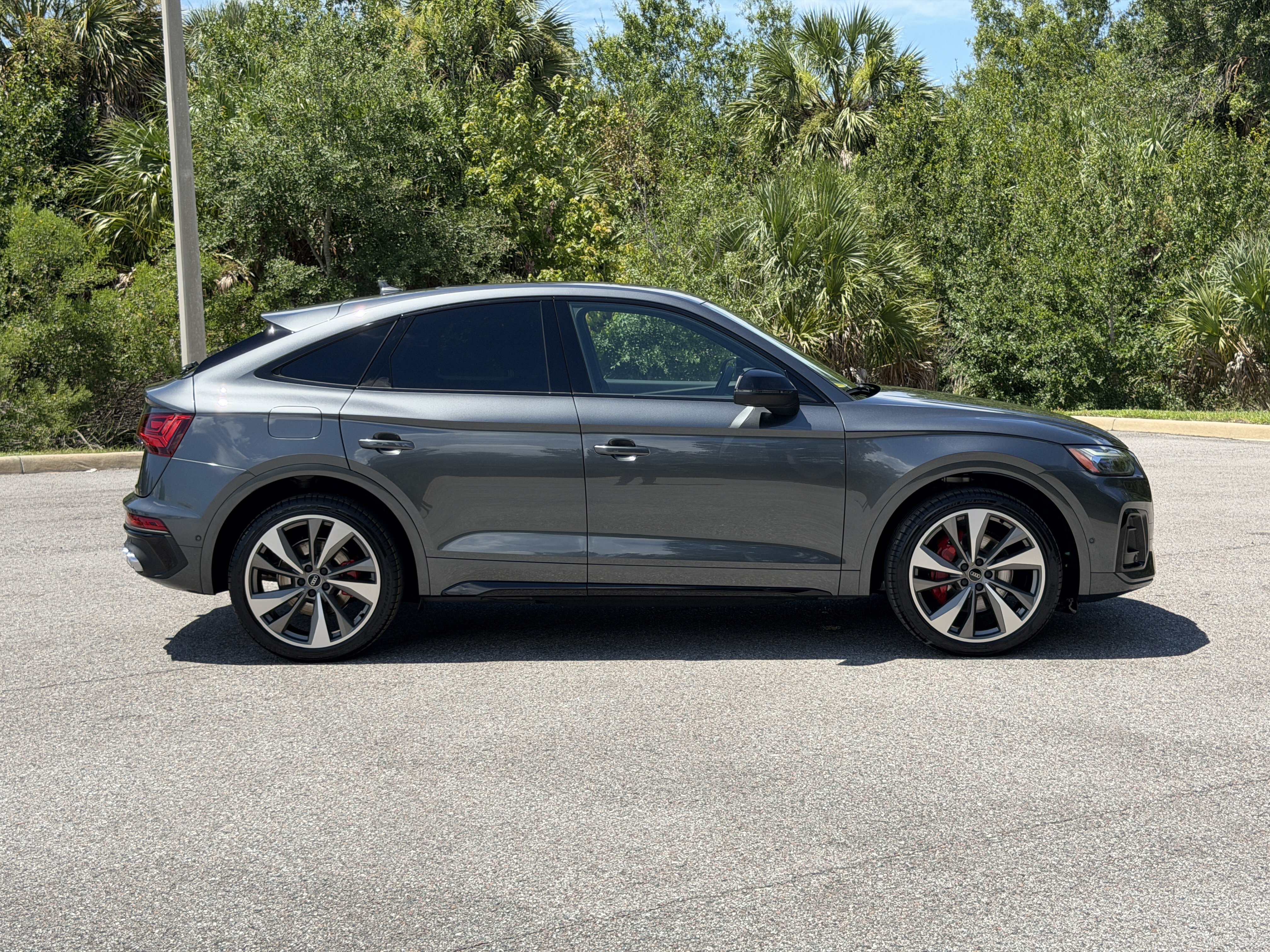 Used 2023 Audi SQ5 Prestige w/ Prestige Package AWD/4WD image 8