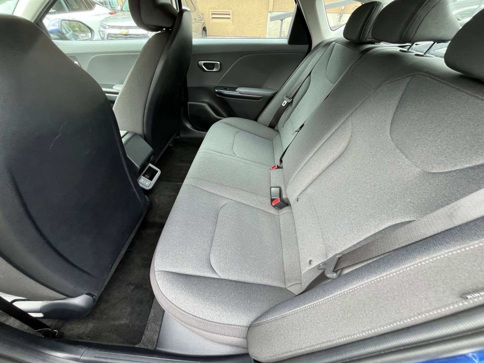 Used 2025 Kia K4 FWD image 27