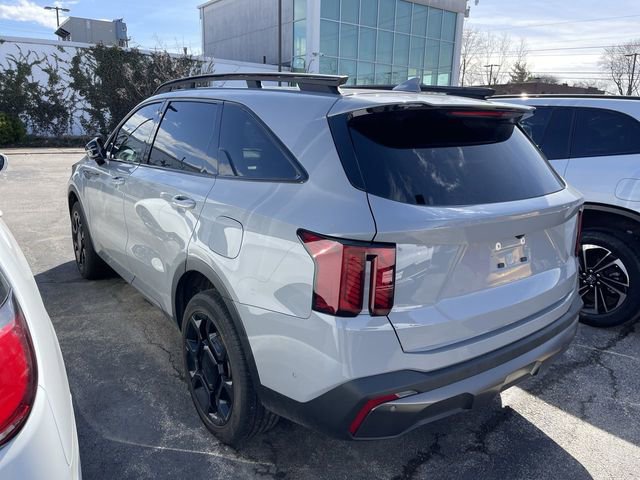 Used 2025 Kia Sorento SX image 8