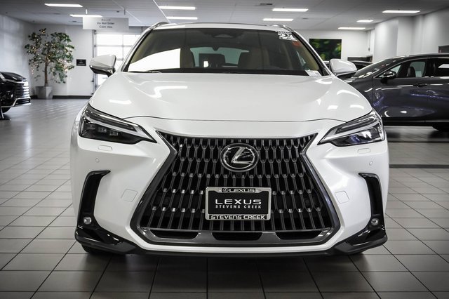 Used 2024 Lexus NX 300h AWD w/ Luxury Package image 4