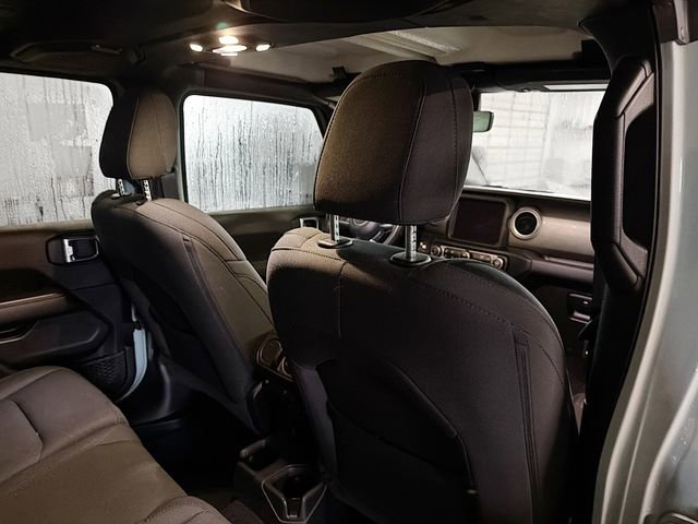 Used 2023 Jeep Wrangler Sahara w/ Cold Weather Group image 11