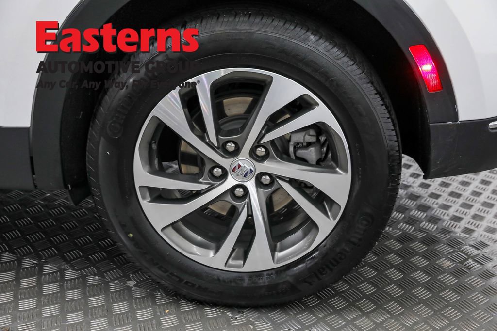 Used 2023 Buick Envision Essence image 34