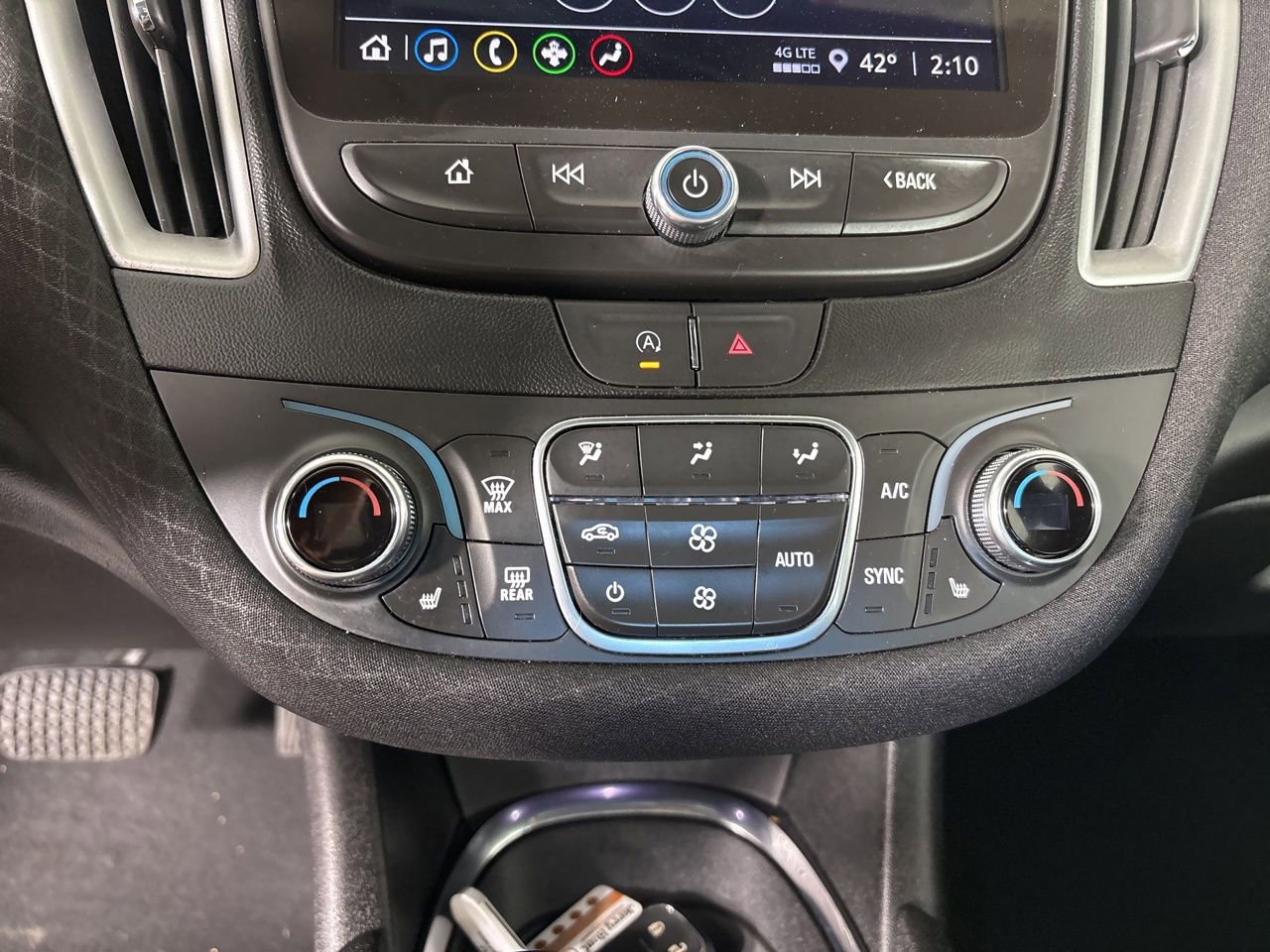 Used 2024 Chevrolet Malibu LT image 18