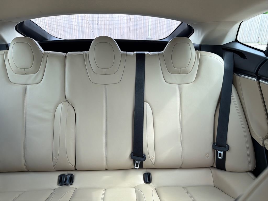 Used 2014 Tesla Model S 85 RWD image 16