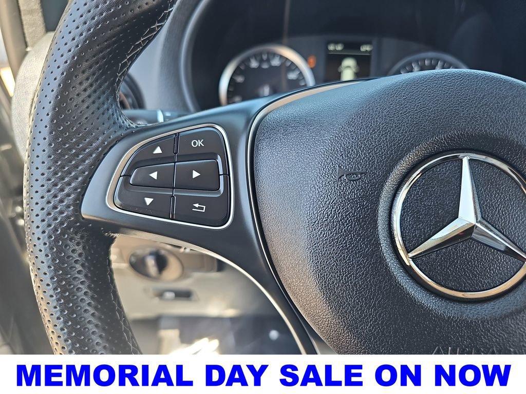 Used 2023 Mercedes-Benz Metris Passenger image 19