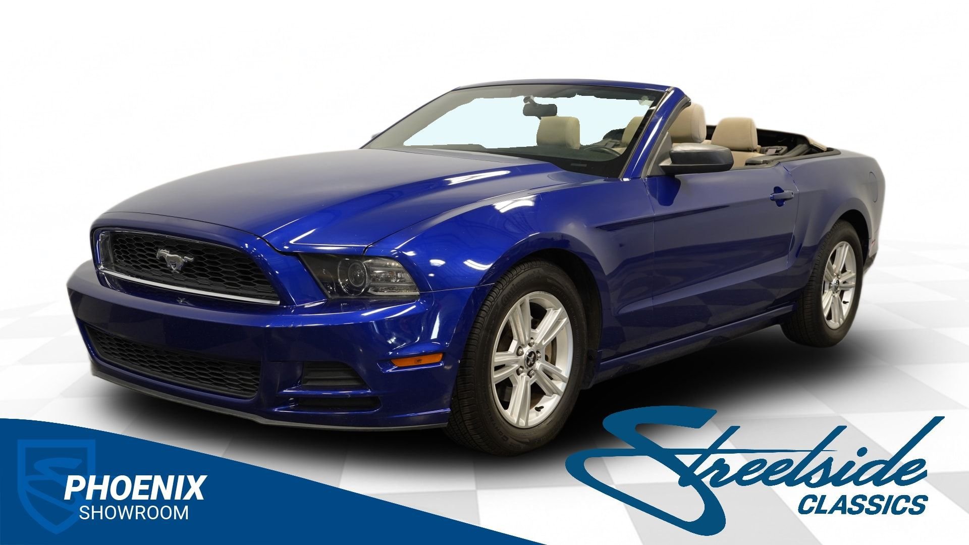 Used 2014 Ford Mustang Convertible RWD image 1