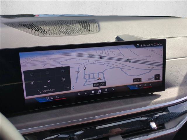 Certified 2025 BMW X5 xDrive50e w/ Executive Package image 13