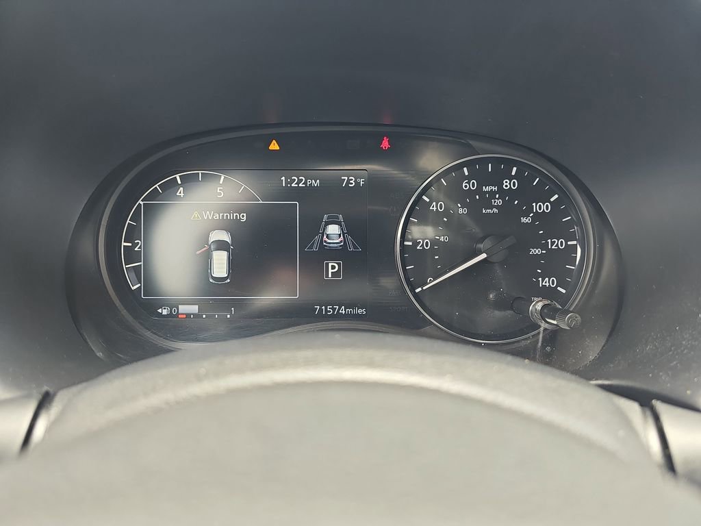 Used 2022 Nissan Kicks SR w/ Interior Electronics Package FWD image 23