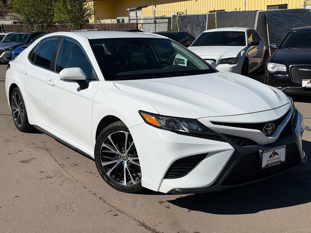 Used 2020 Toyota Camry SE w/ Convenience Package