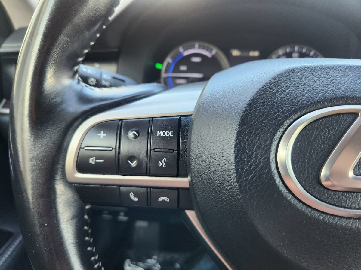 Used 2018 Lexus ES 300h w/ Luxury Package FWD image 20