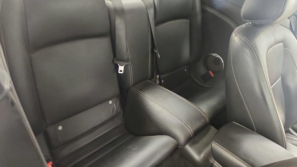Used 2010 Jaguar XKR R RWD image 31