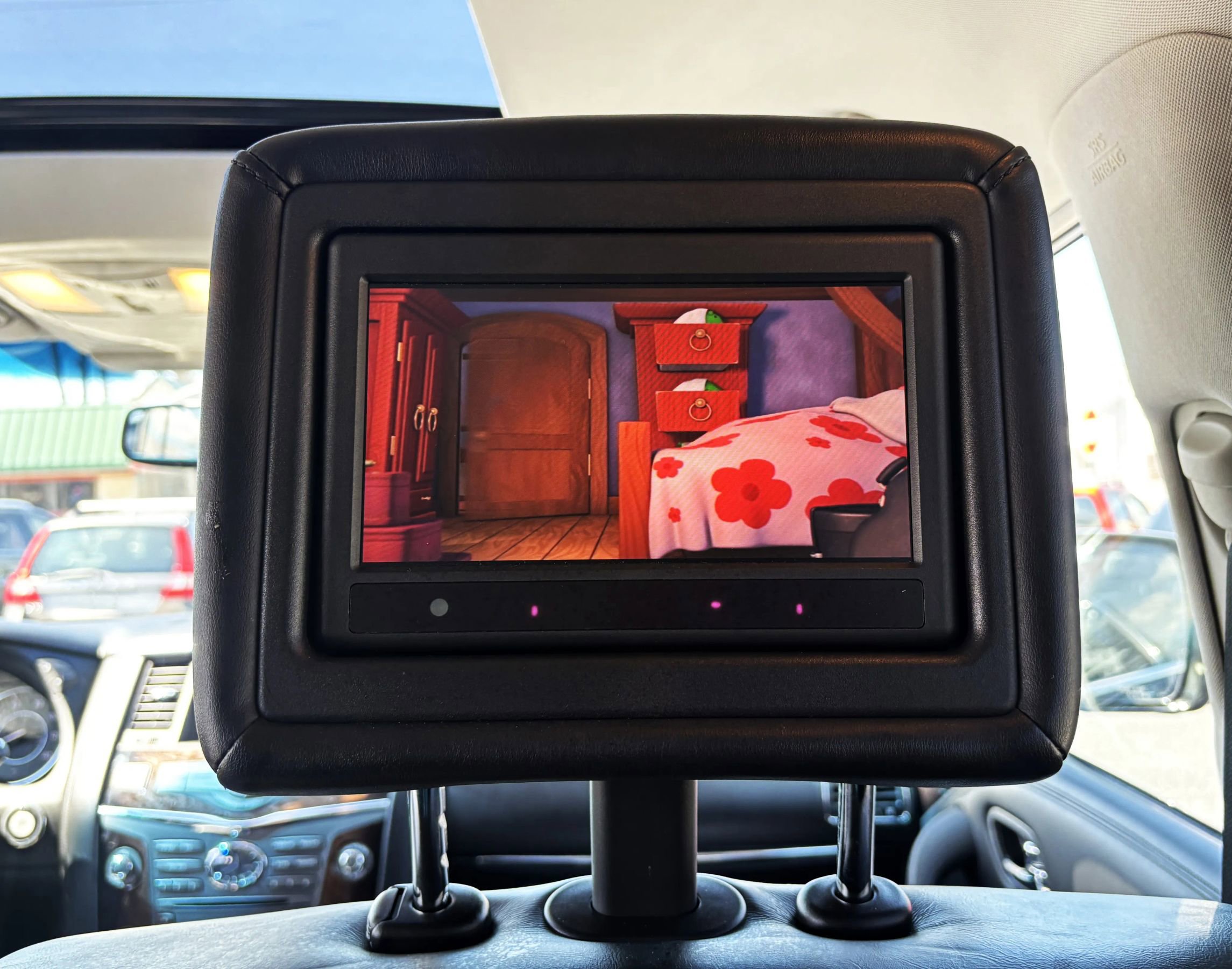 Used 2012 INFINITI QX56 4WD w/ Deluxe Touring Pkg image 13