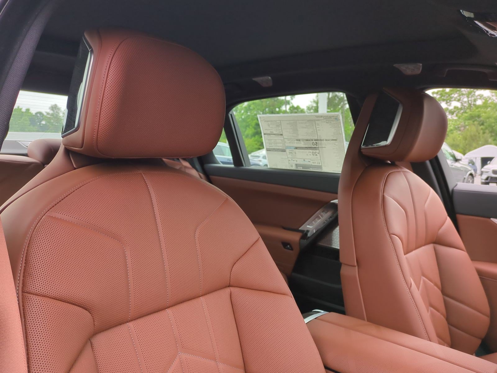 New 2026 BMW 760i xDrive w/ Executive Package AWD/4WD image 32