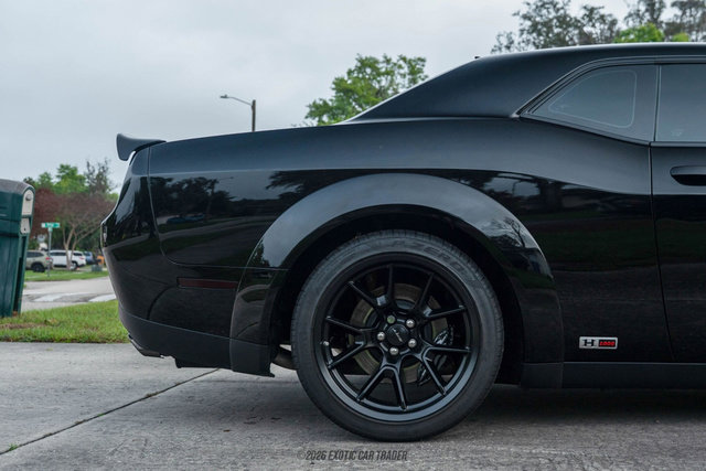 Used 2023 Dodge Challenger SRT Hellcat RWD image 10