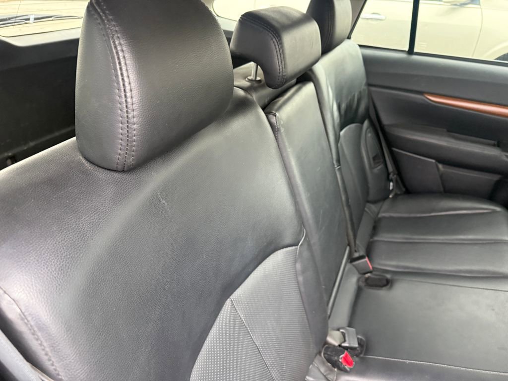 Used 2013 Subaru Outback 2.5i Limited AWD/4WD image 23