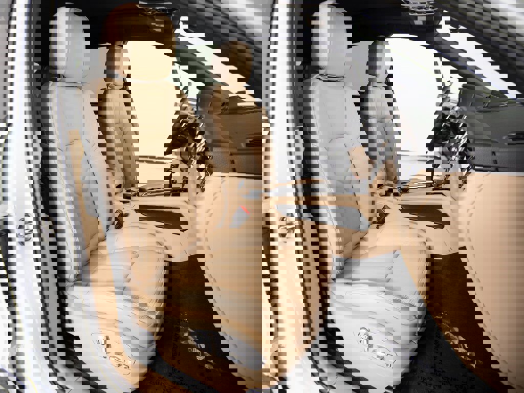 New 2026 Porsche Macan image 29