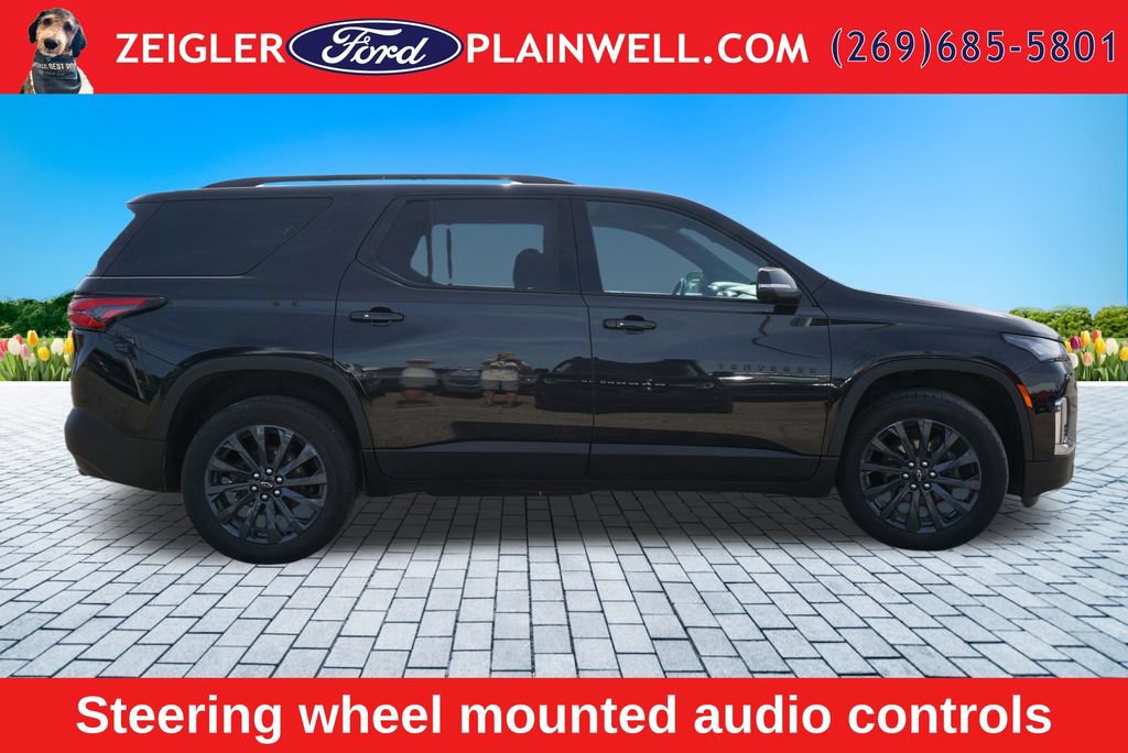 Used 2023 Chevrolet Traverse RS AWD/4WD image 6