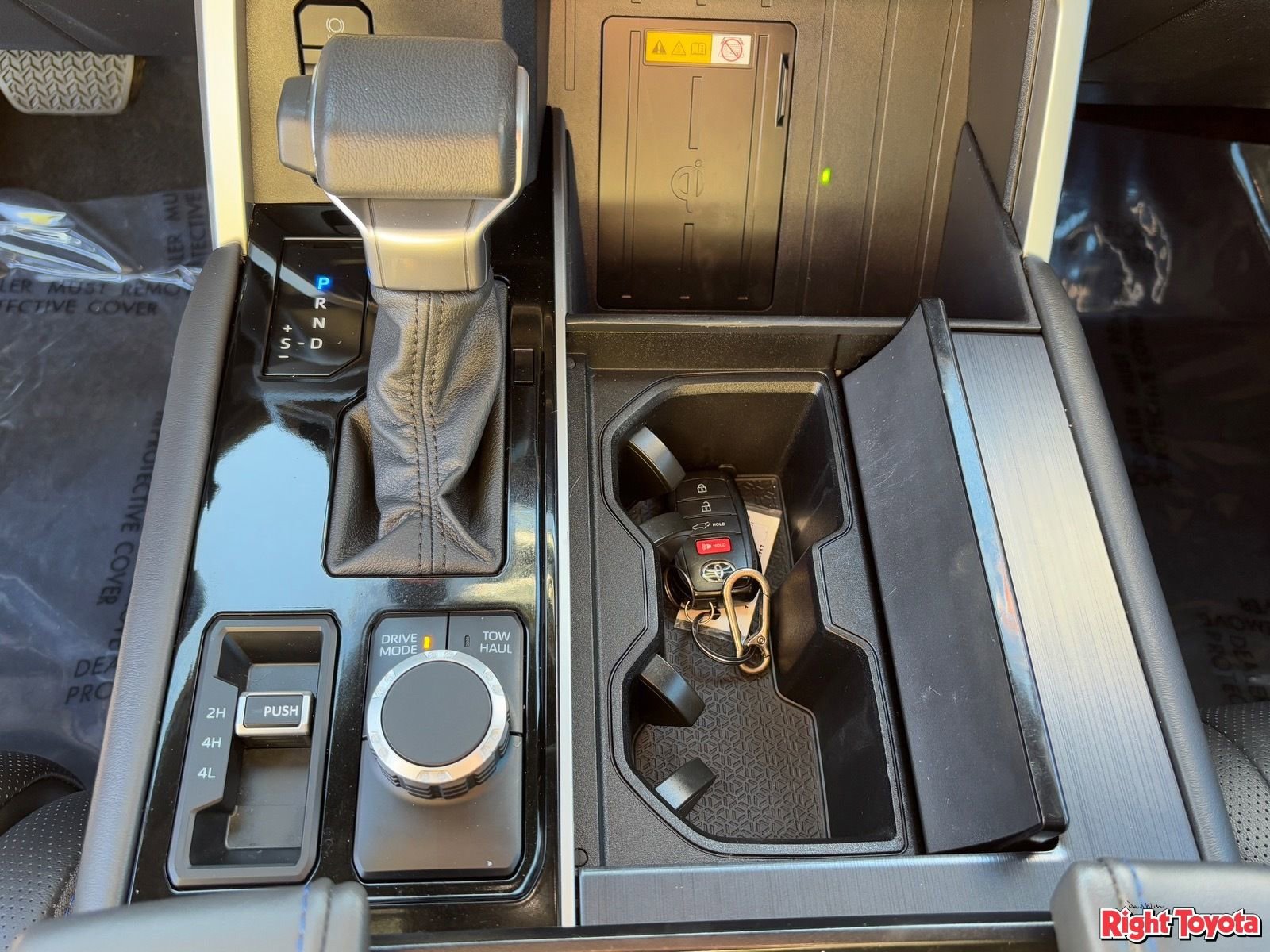 Certified 2023 Toyota Sequoia Platinum image 30