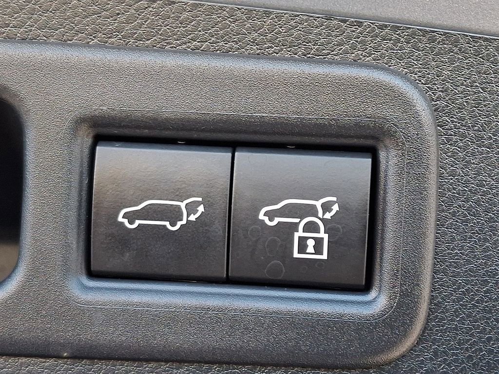 Used 2023 Lexus RX 350 Premium w/ Accessory Package AWD/4WD image 29