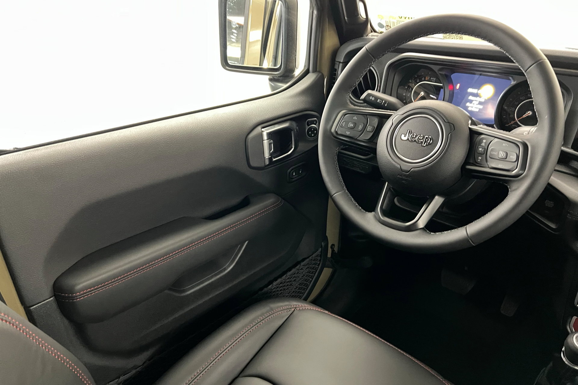 New 2025 Jeep Gladiator Rubicon AWD/4WD image 11