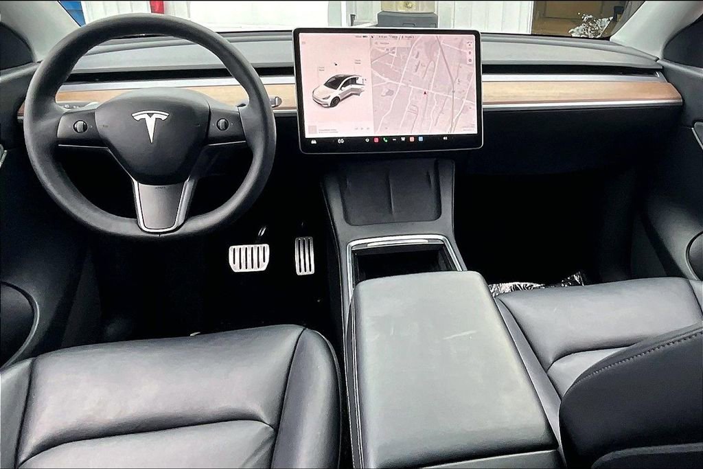 Used 2022 Tesla Model Y Performance image 7