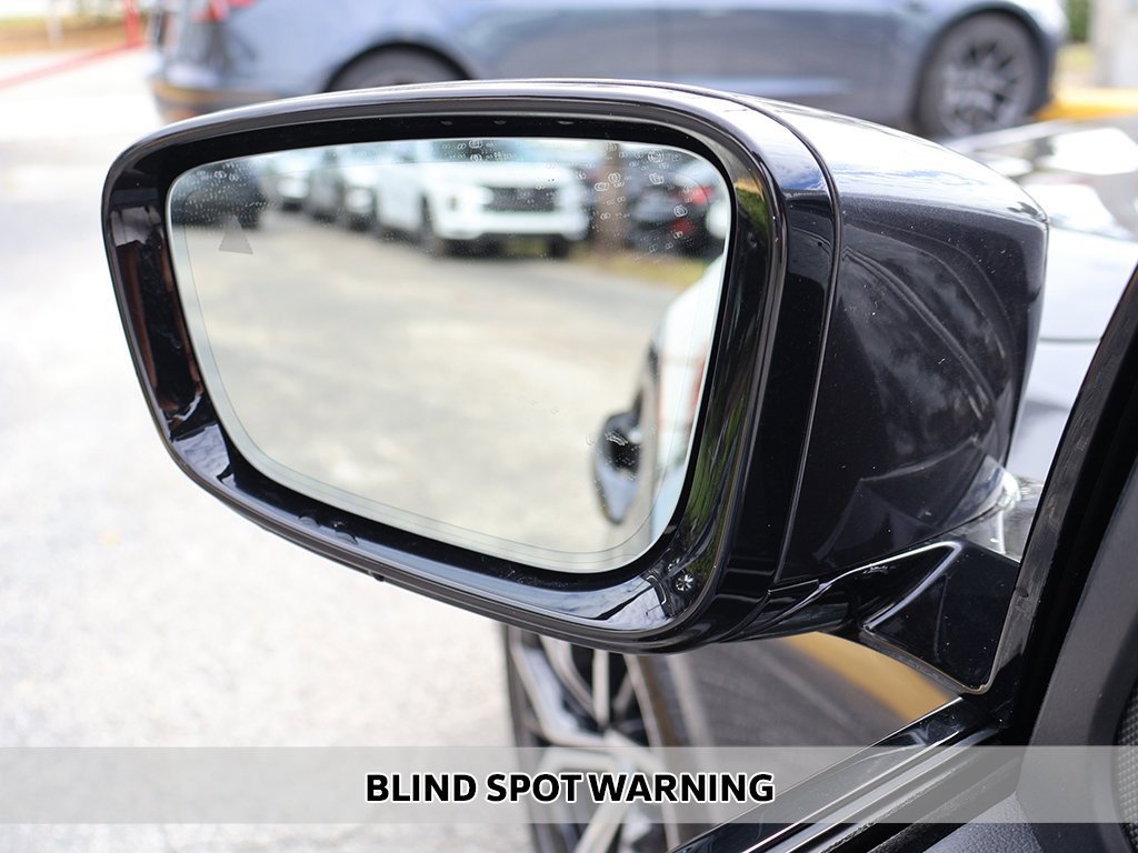 Used 2023 BMW 540i w/ M Sport Package image 5