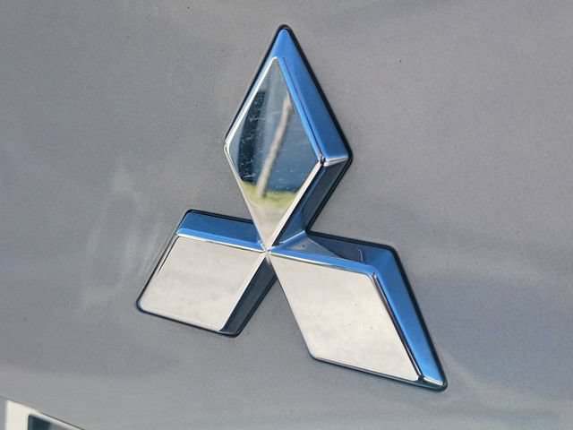 Used 2024 Mitsubishi Outlander SE FWD image 8