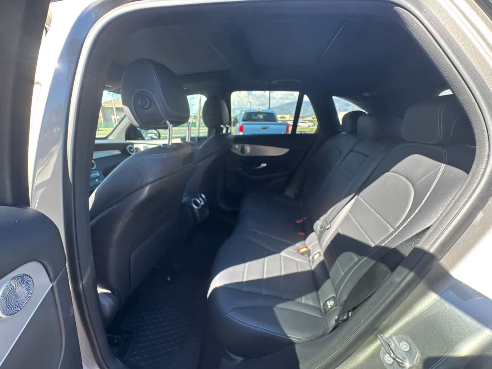 Used 2019 Mercedes-Benz GLC 300 4MATIC image 15