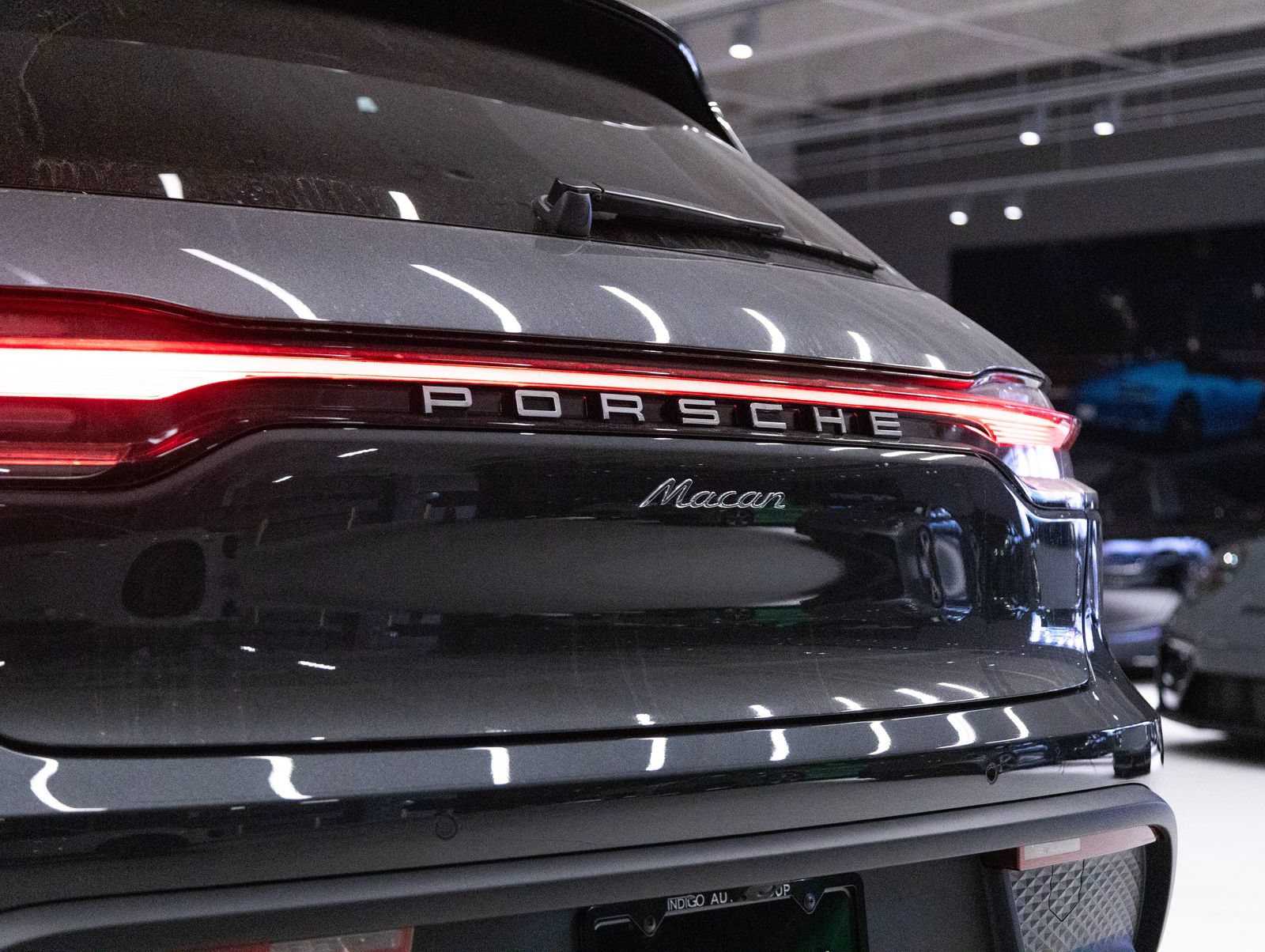 Certified 2026 Porsche Macan AWD/4WD image 31