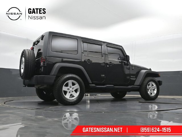 Used 2016 Jeep Wrangler Unlimited Sport w/ Quick Order Package 24S AWD/4WD image 32