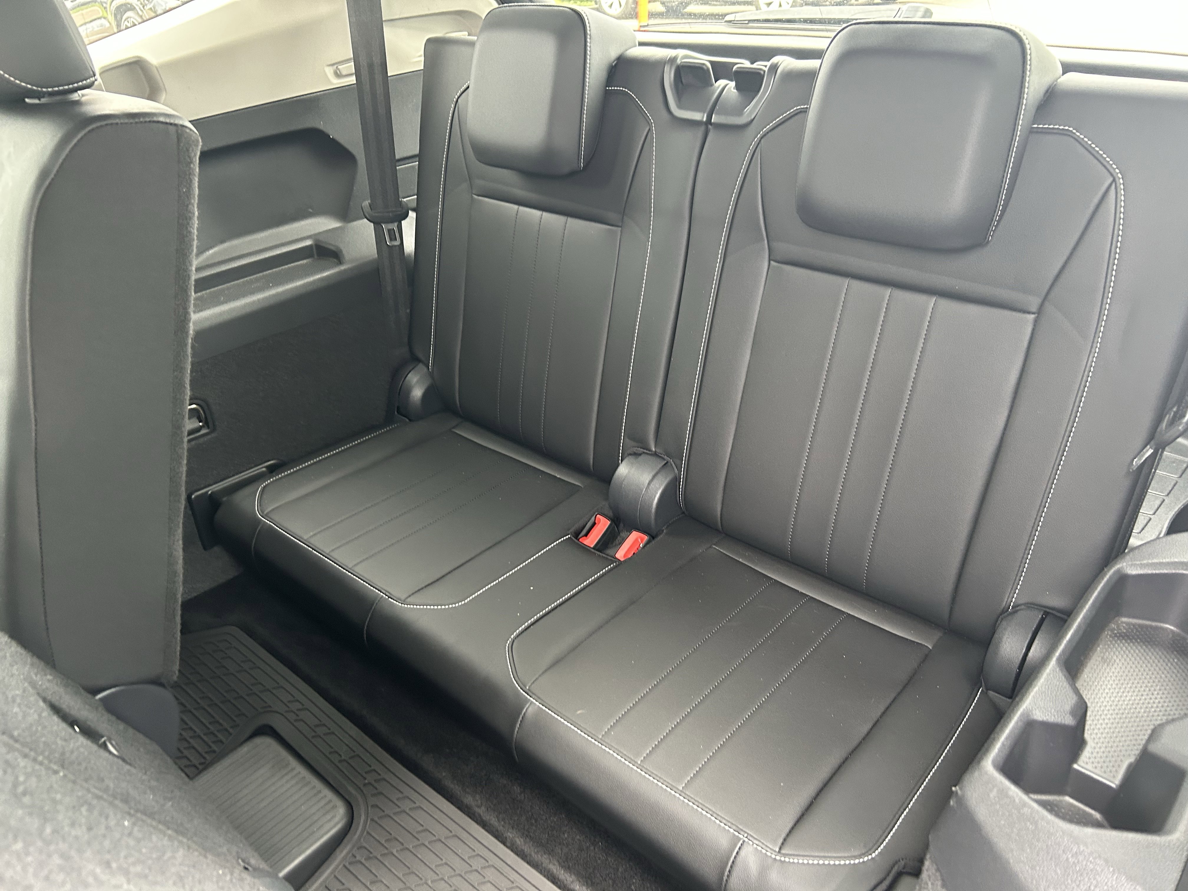 Certified 2023 Volkswagen Tiguan SE image 25