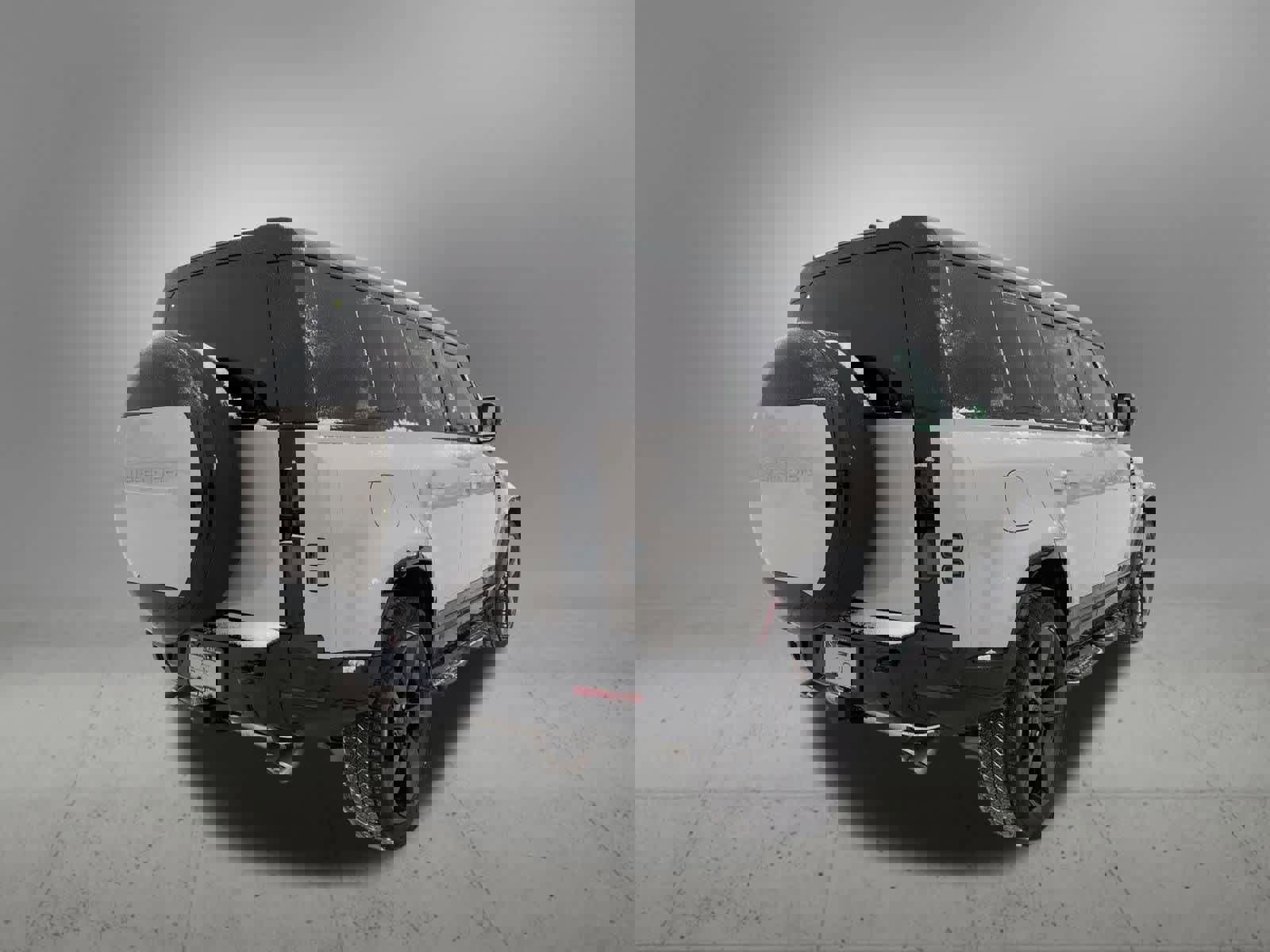 New 2026 Land Rover Defender 110 X-Dynamic SE image 6