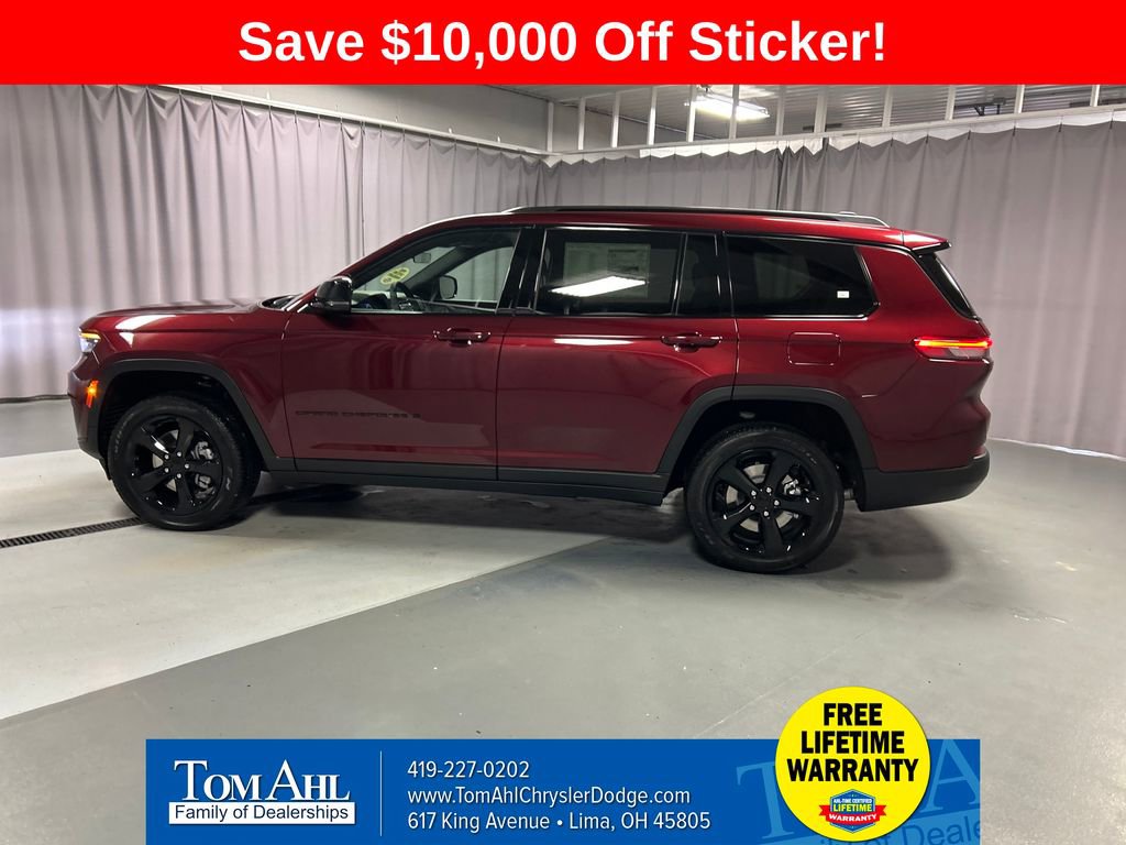 New 2025 Jeep Grand Cherokee L Laredo image 4