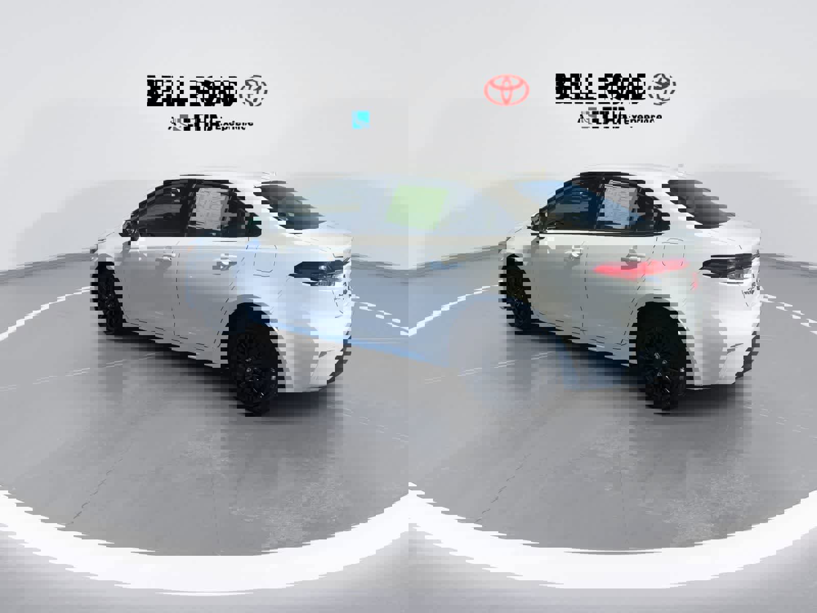 Used 2024 Toyota Corolla LE image 6