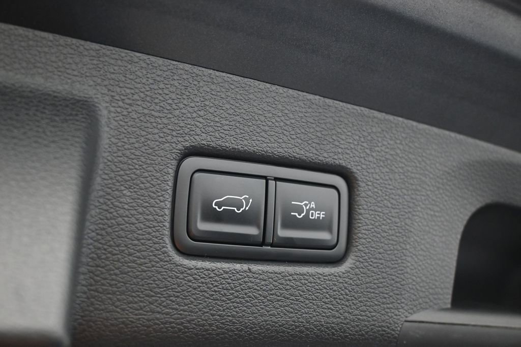 Used 2025 Kia Telluride S FWD image 47