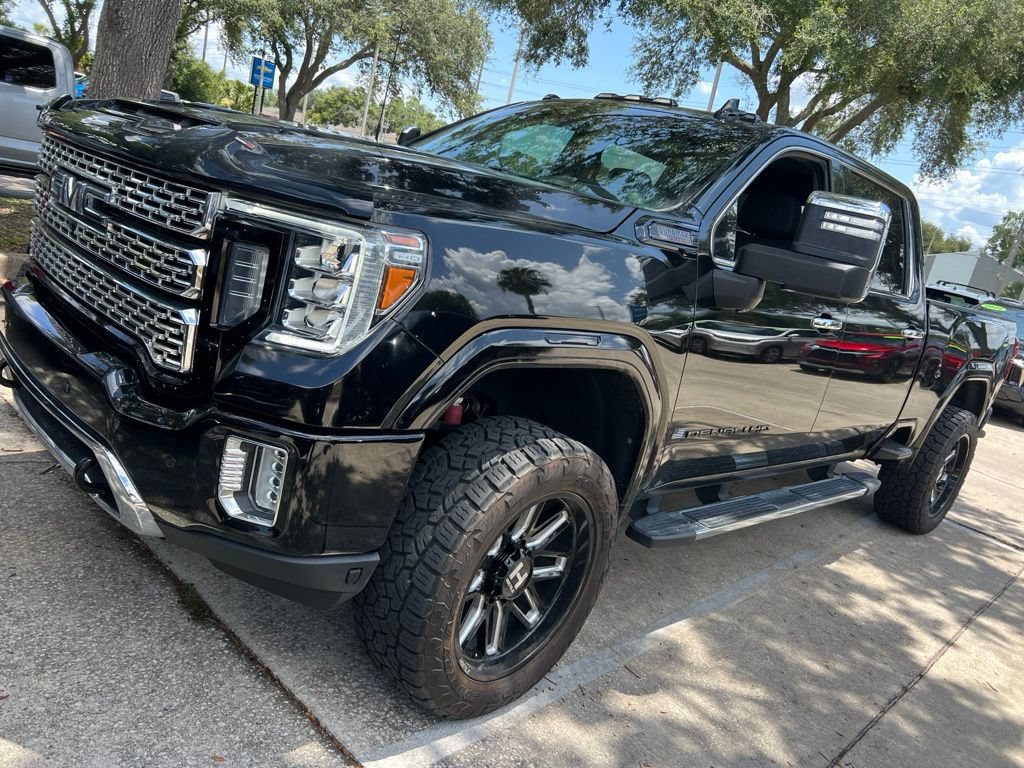 Used 2021 GMC Sierra 2500 Denali w/ Denali Ultimate Package AWD/4WD image 2