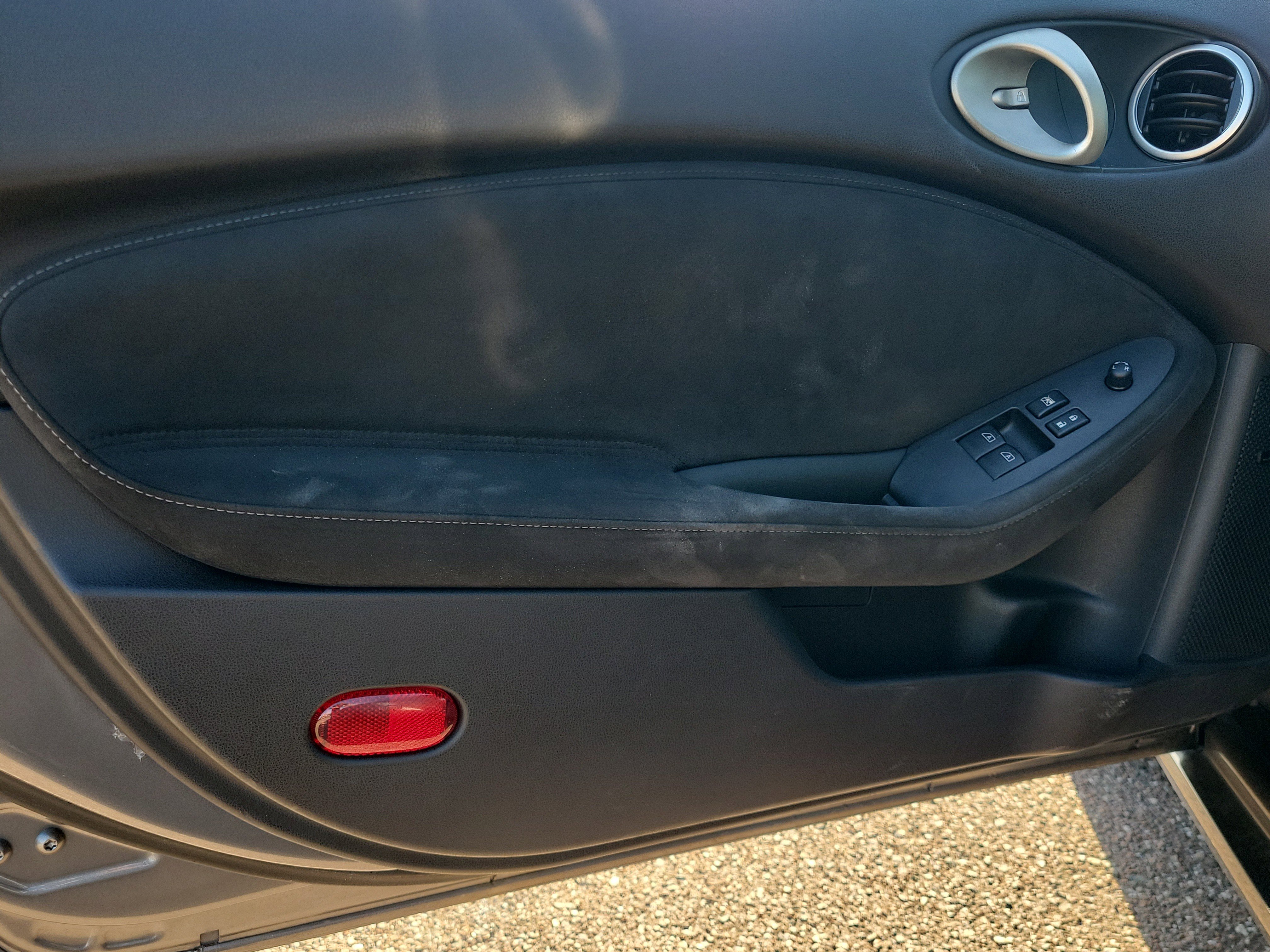 Used 2018 Nissan 370Z Touring Sport image 10