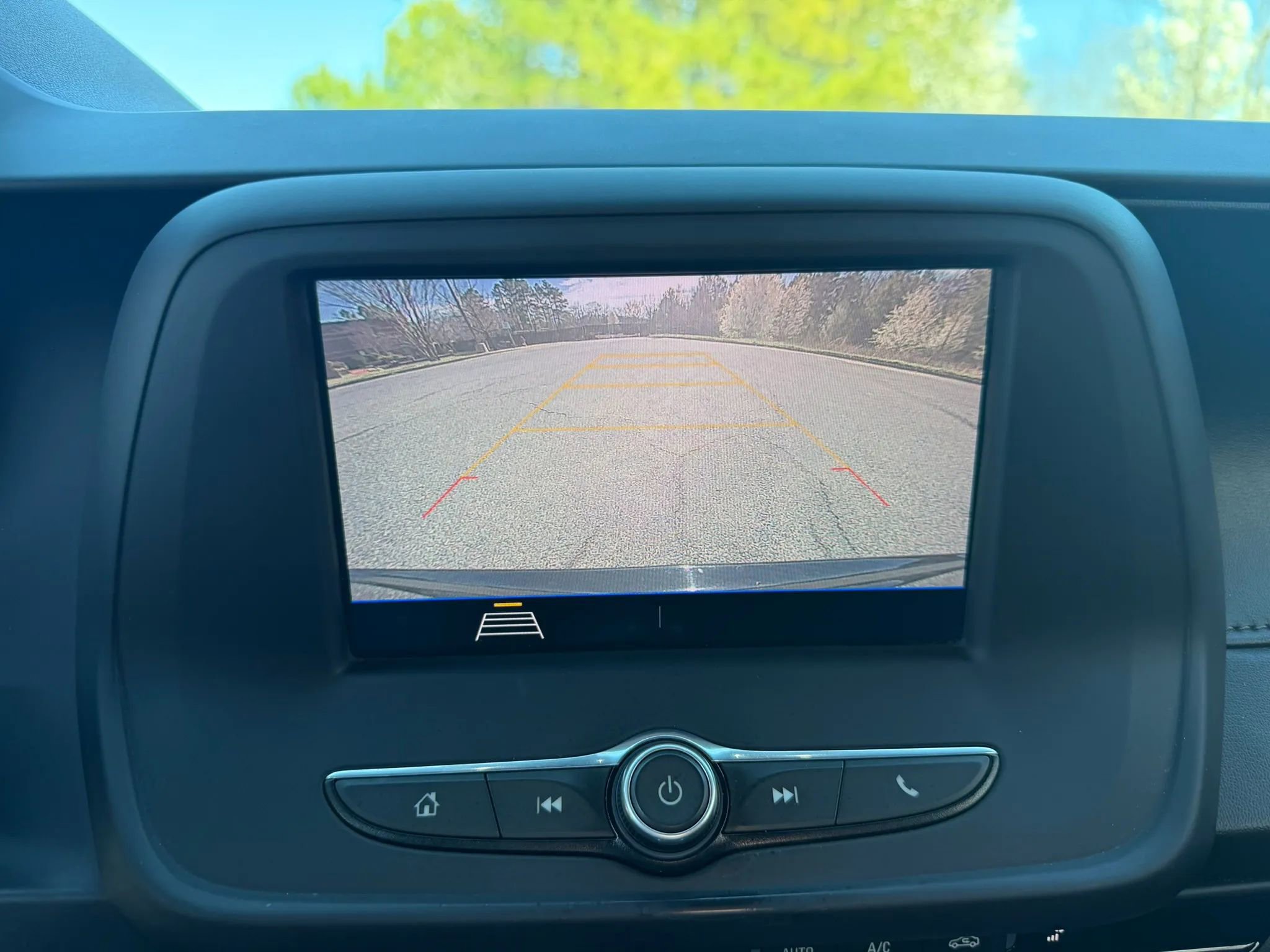 Used 2020 Chevrolet Camaro LT w/ RS Package image 23