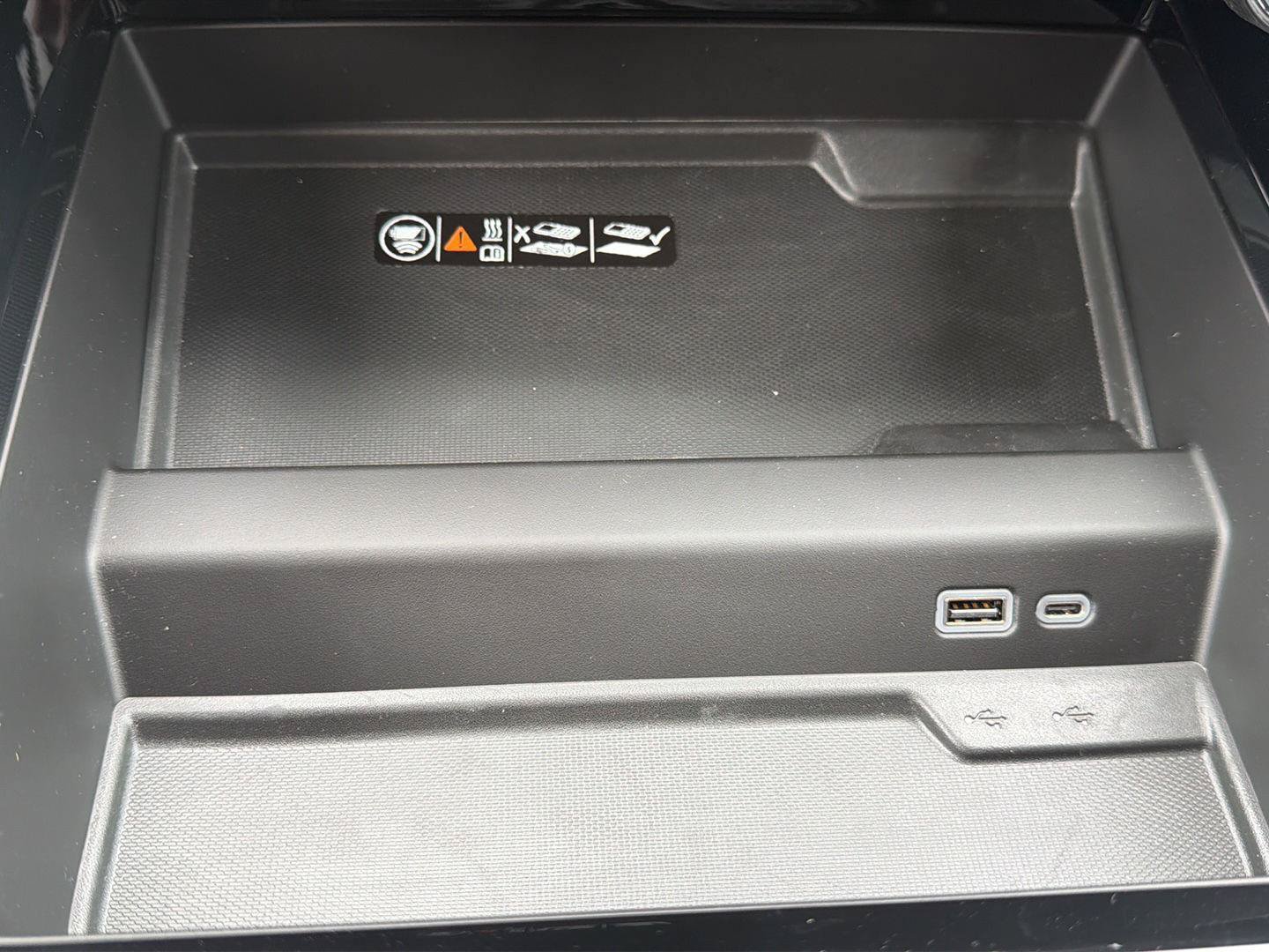 New 2026 Chevrolet Tahoe Premier w/ Sun And Tow Package AWD/4WD image 28