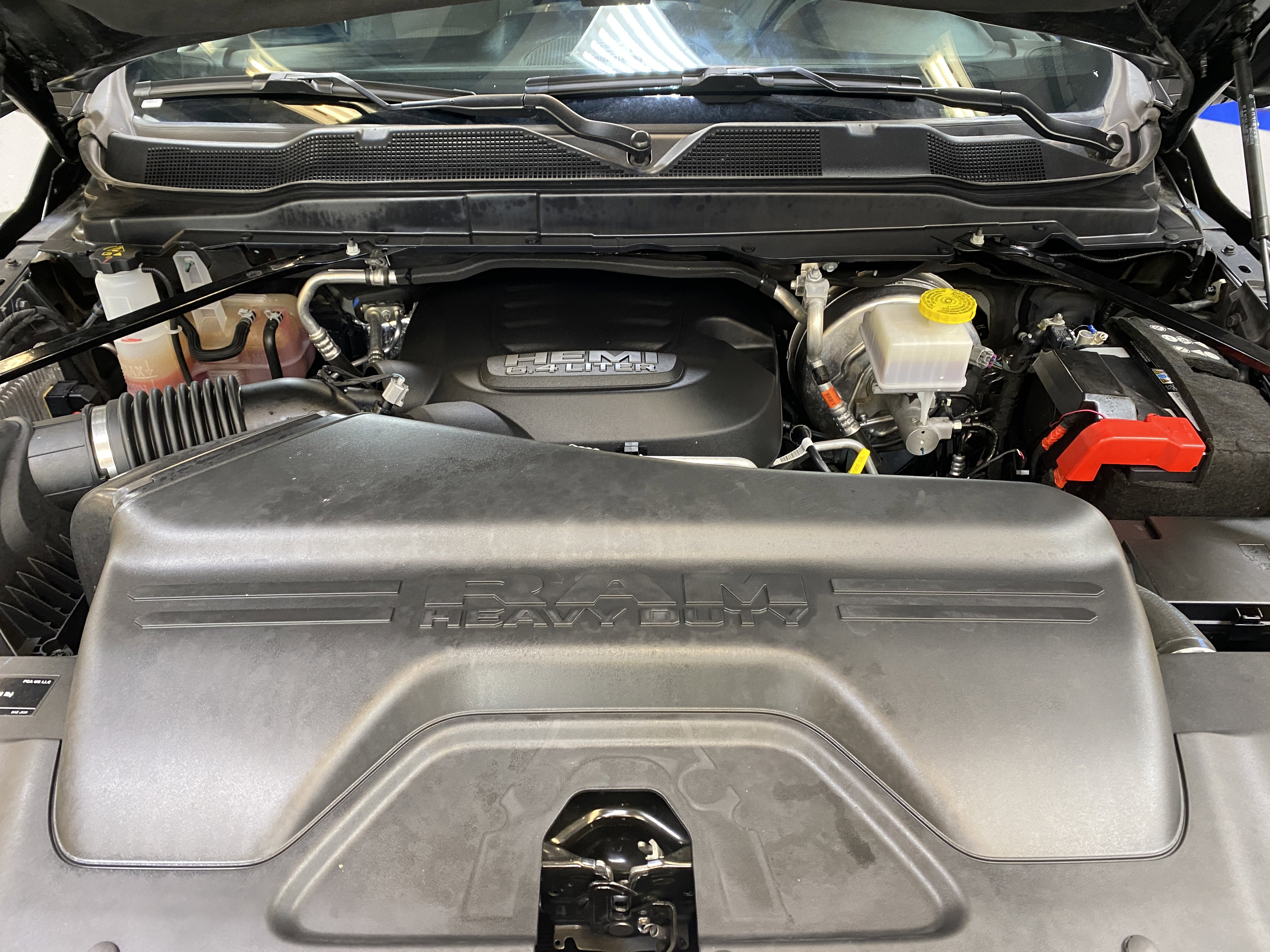 Used 2024 RAM 2500 Big Horn w/ Bed Utility Group image 10