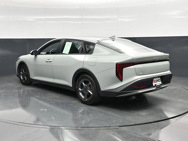 Used 2025 Kia K4 LXS image 7